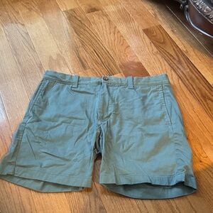 J. Crew. Chino Men's Casual Green Shorts